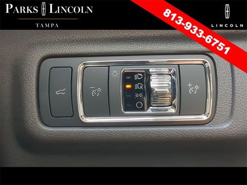 Certified 2022 Lincoln Corsair FWD w/ Equipment Group 101A image 26