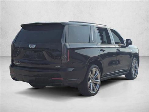 Certified 2025 Cadillac Escalade Sport Platinum image 4