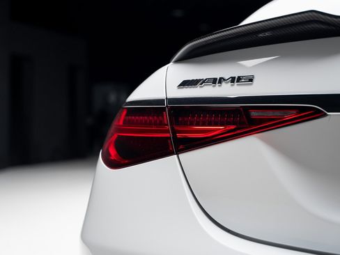 Used 2024 Mercedes-Benz S 63 AMG S image 30