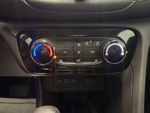 Certified 2023 Buick Encore GX Preferred w/ Cold Weather Comfort Package image 20