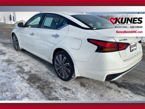 Used 2024 Nissan Altima 2.5 SL image 7