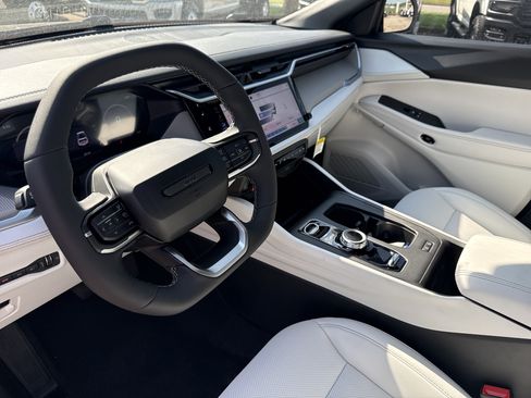 New 2026 Jeep Cherokee Limited AWD/4WD image 23