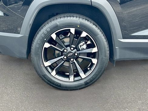 Used 2025 Chevrolet Equinox RS w/ Safety and Technology Package FWD image 32