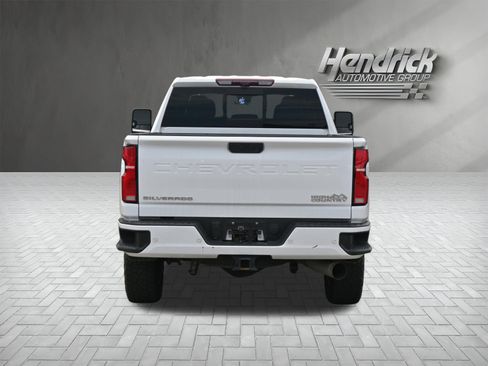 Used 2024 Chevrolet Silverado 2500 High Country w/ High Country Premium Package AWD/4WD image 8