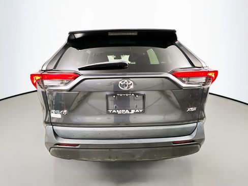 Used 2021 Toyota RAV4 XLE image 6