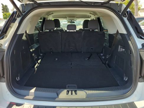 Used 2026 Ford Explorer Active RWD image 21