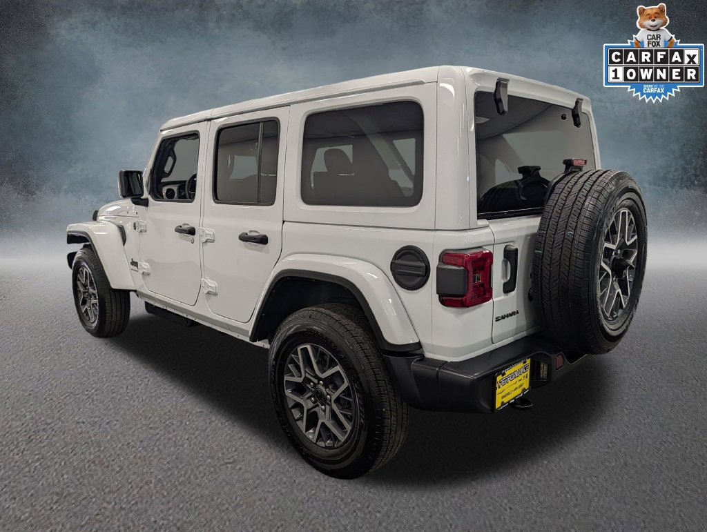Used 2026 Jeep Wrangler Unlimited Sahara AWD/4WD image 6