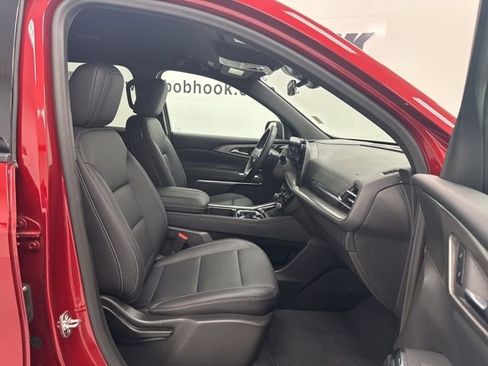 Used 2026 Chevrolet Traverse LT AWD/4WD image 30