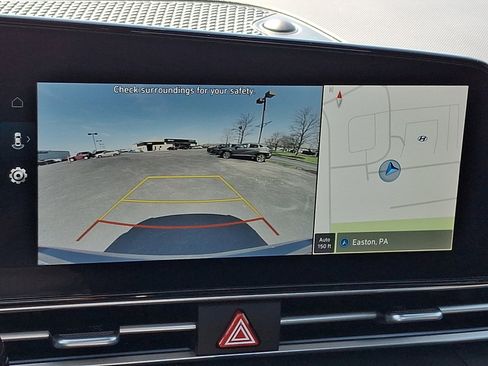 Used 2024 Hyundai Elantra SEL image 19