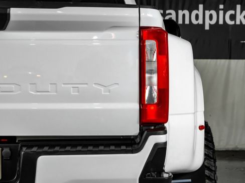 Used 2024 Ford F350 XL AWD/4WD image 37