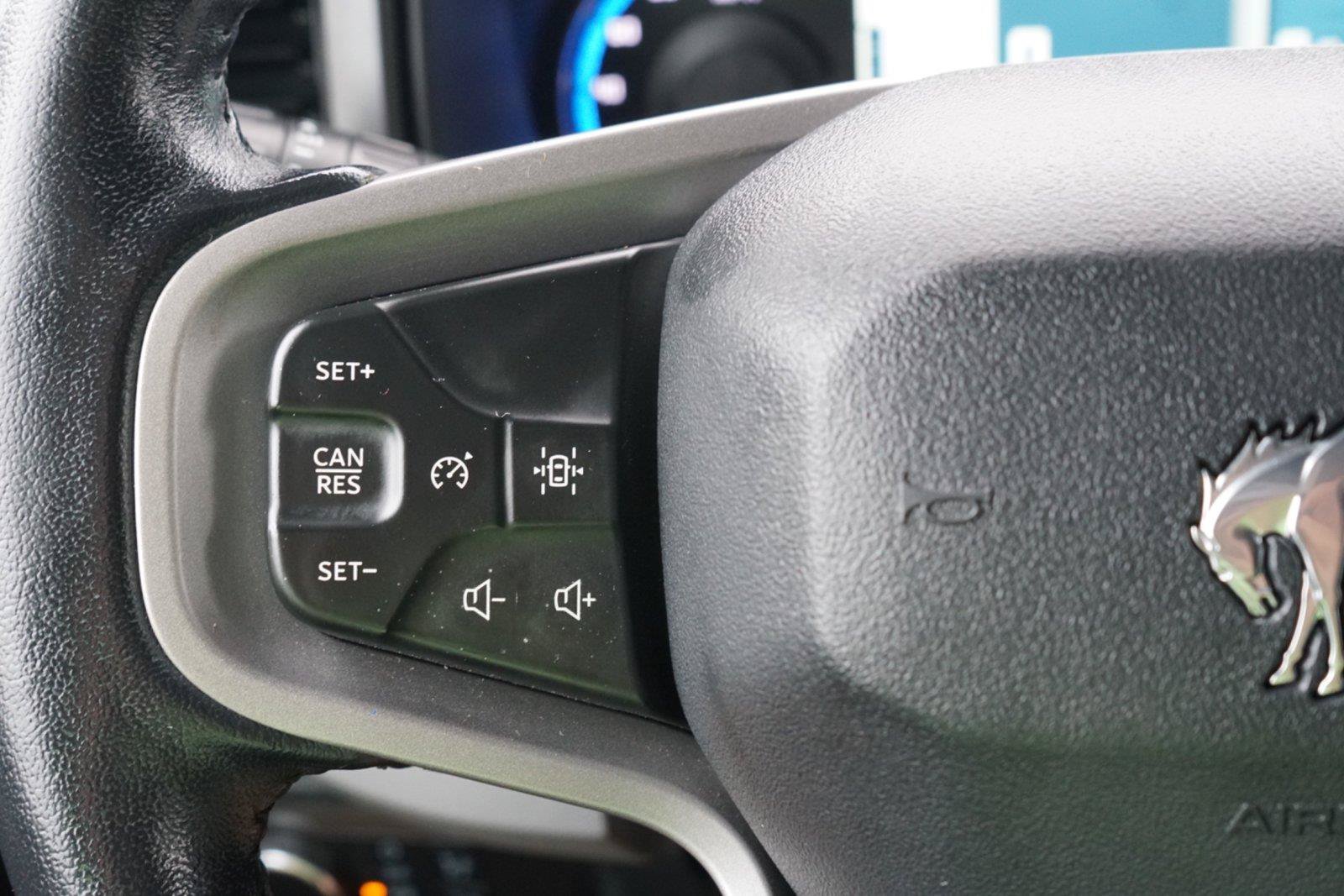 Used 2022 Ford Bronco Black Diamond AWD/4WD image 16