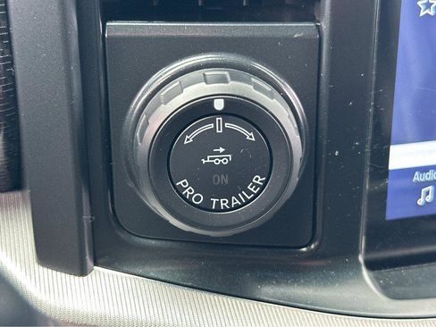 Used 2022 Ford F150 Raptor w/ Raptor 37 Performance Package AWD/4WD image 28