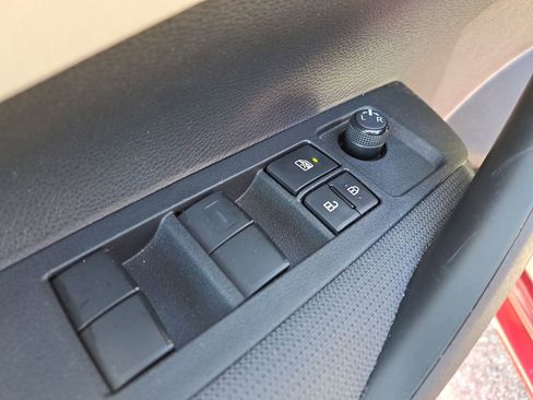 Certified 2024 Toyota Corolla LE image 13