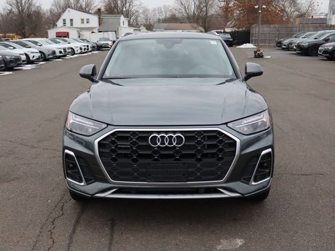 Used 2025 Audi Q5 e Premium image 3