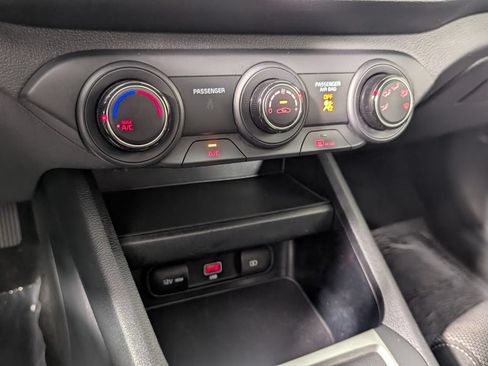 Used 2024 Kia Forte LXS FWD image 19