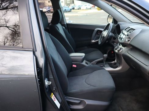 Used 2006 Toyota RAV4 Sport image 22