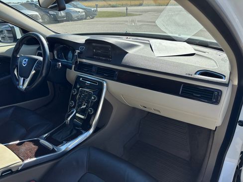 Used 2015 Volvo XC70 T6 Platinum image 27