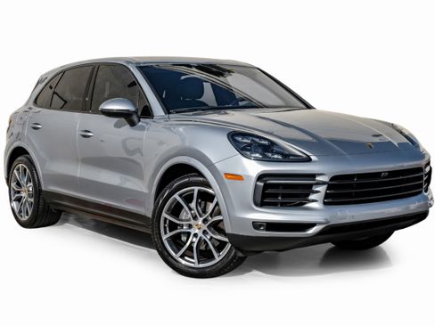 Used 2020 Porsche Cayenne image 6