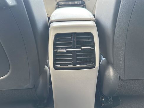 Used 2023 Kia Niro Wave w/ Wave Preserve Package FWD image 36