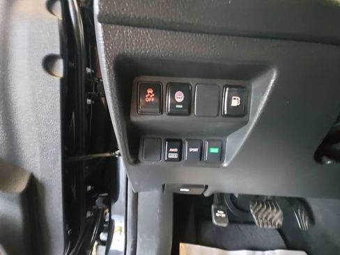 Used 2019 Nissan Rogue S w/ Special Edition Package AWD/4WD image 26