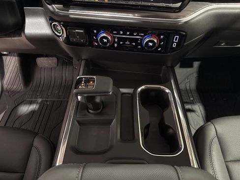 New 2026 GMC Sierra 1500 SLT w/ SLT Premium Plus Package image 36