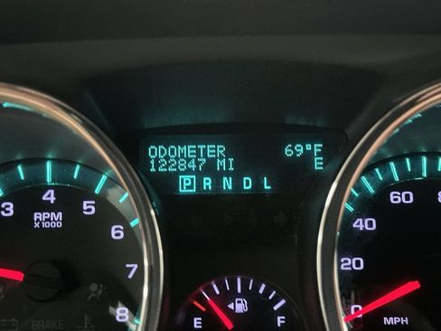 Used 2012 Chevrolet Traverse LT w/ All-Star Edition AWD/4WD image 29