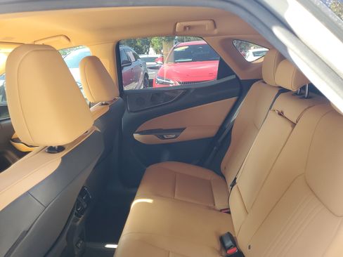 Used 2022 Lexus NX 250 FWD image 11