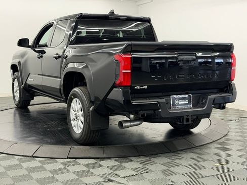 Used 2026 Toyota Tacoma SR5 AWD/4WD image 12