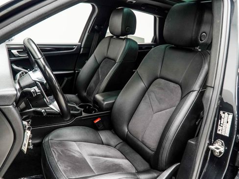 Used 2019 Porsche Macan image 36