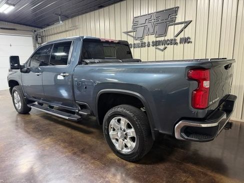 Used 2020 Chevrolet Silverado 2500 LTZ AWD/4WD image 5