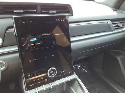 Used 2025 GMC Terrain Elevation AWD/4WD image 23