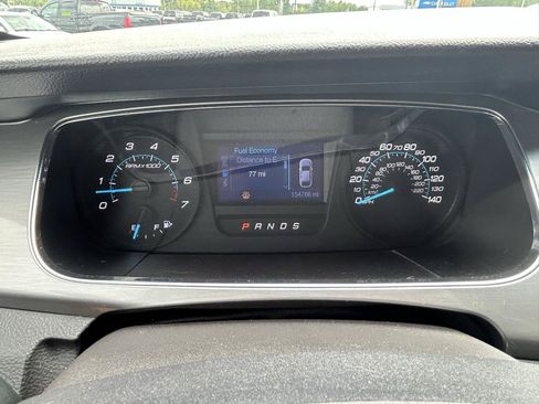 Used 2016 Ford Taurus SEL FWD image 21