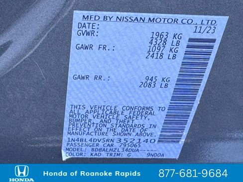 Used 2024 Nissan Altima 2.5 SV image 40