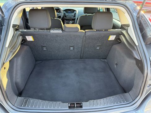 Used 2016 Ford Focus SE image 11