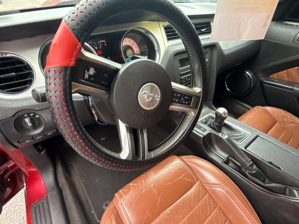 Used 2012 Ford Mustang Premium RWD image 14