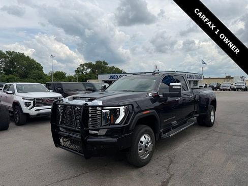 Used 2025 GMC Sierra 3500 Denali w/ Denali Reserve Package AWD/4WD image 2