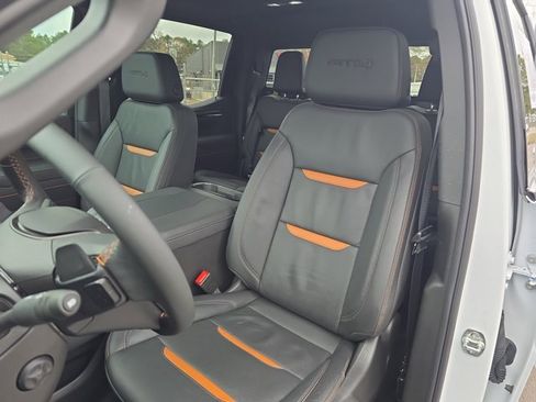 Used 2025 GMC Sierra 1500 AT4 w/ AT4 Premium Package image 14