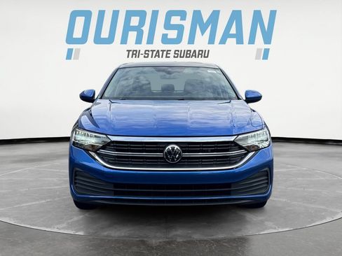 Used 2024 Volkswagen Jetta SE w/ Panoramic Sunroof Package FWD image 8