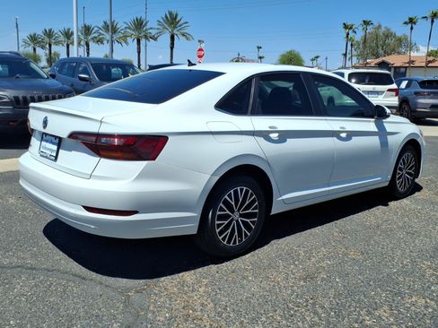 Used 2019 Volkswagen Jetta SE FWD image 7