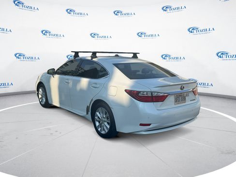 Used 2014 Lexus ES 300h FWD image 3