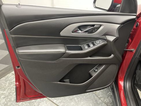 Certified 2021 Chevrolet Traverse LT w/ LPO, Floor Liner Package AWD/4WD image 7
