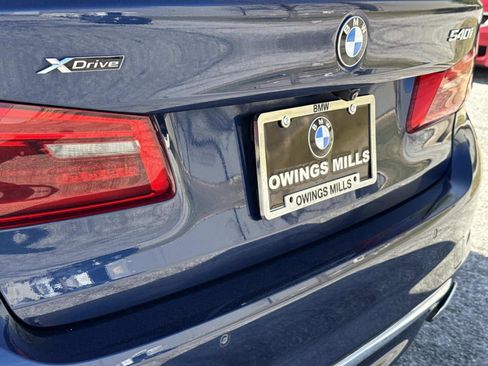Used 2018 BMW 540i xDrive w/ M Sport Package image 11