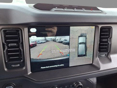 New 2026 Ford Bronco Badlands image 25