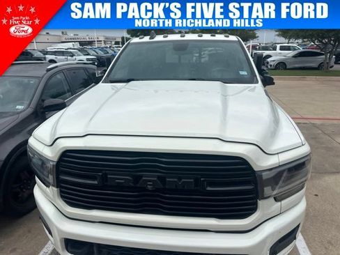 Used 2022 RAM 2500 Laramie w/ Night Edition AWD/4WD image 2
