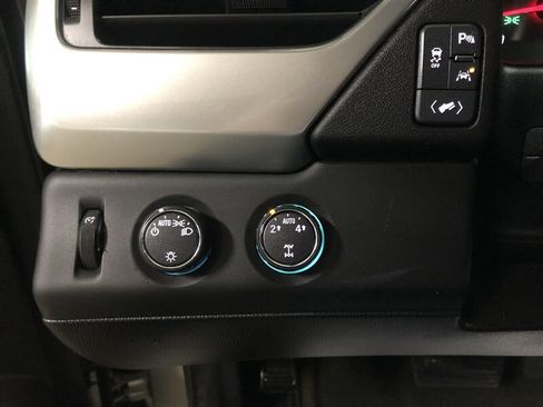 Used 2016 Chevrolet Tahoe LT image 12