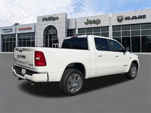 New 2026 RAM 1500 4x4 Crew Cab image 4