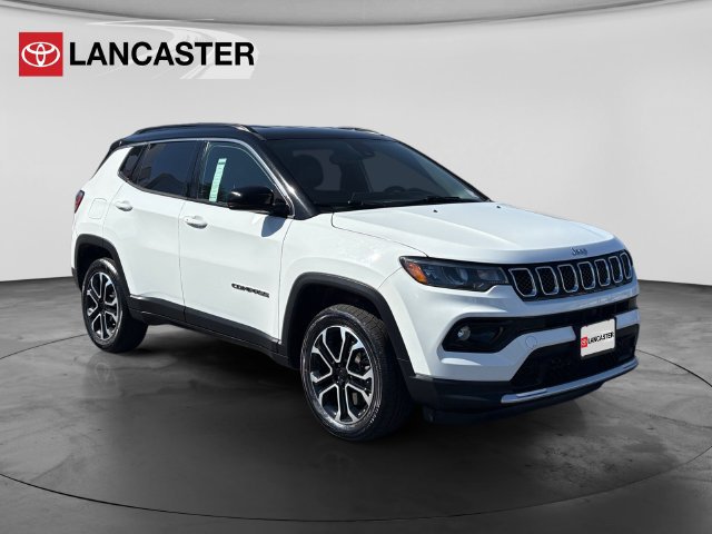 Used 2023 Jeep Compass Limited AWD/4WD image 1