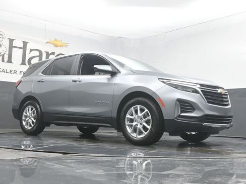 Used 2024 Chevrolet Equinox LT w/ LPO, Floor Liner Package image 2