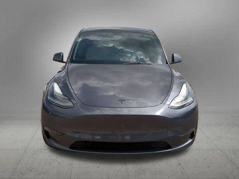 Used 2023 Tesla Model Y Performance AWD/4WD image 9
