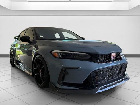 Used 2024 Honda Civic Type R image 7